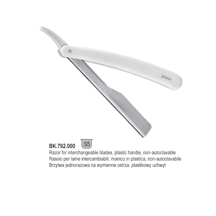 Safety razor with plastic handle